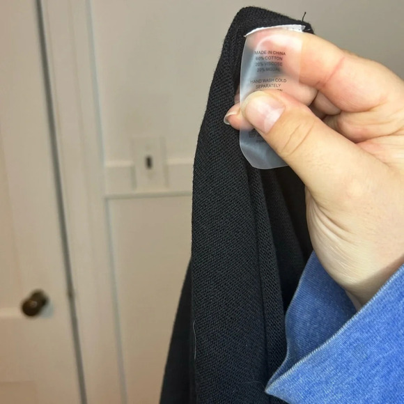 VINCE CAMUTO BLACK PONCHO SWEATER - Picture 3 of 3